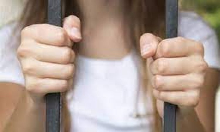 القبض على راقصة في «كباريه» بالهرم والبحث عن «صاحبته»