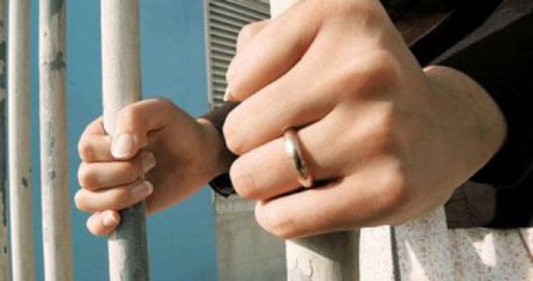 ضبط سيدة تدير كيان تعليمى وهمى لمنح شهادات مزورة فى الغربية 