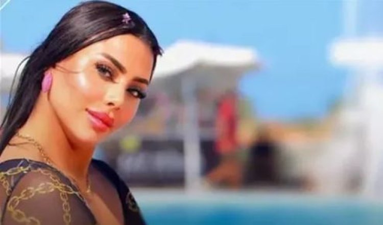 «حورية وبدلة شبه عارية».. النيابة تفحص الحسابات الشخصية لراقصة «الساحل الشرير»
