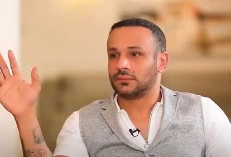 محمد عطية باكيًا: بستحرم آكل وأطفال غزة في الوضع الحالي