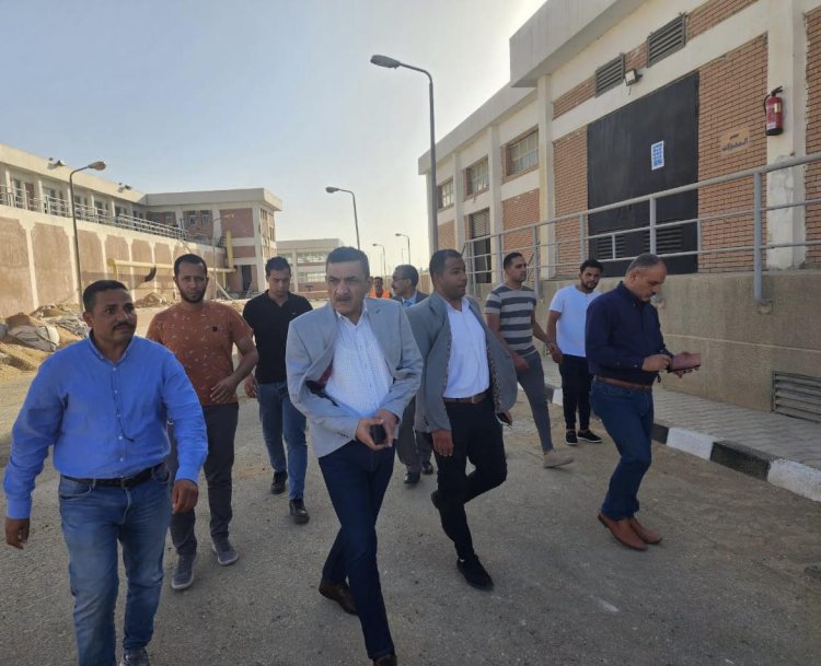 الإسكان: جولات تفقدية لمسئولي هيئة المجتمعات العمرانية لمتابعة تنفيذ مشروعات البنية الأساسية