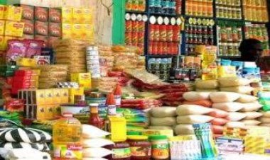 سعر الزيت 30 جنيها.. قائمة أسعار السلع التموينية اليوم الجمعة 1 ديسمبر 2023