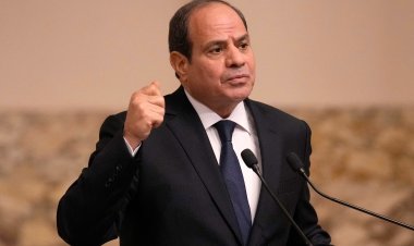 الرئيس السيسي يقدم التعازي في وفاة الأمير ممدوح بن عبد العزيز