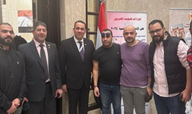 مساعد رئيس حزب "المصريين" يقود أبناء الجالية المصرية بالسعودية للتصويت في الانتخابات الرئاسية