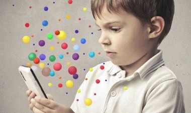 تعرف على طرق حماية طفلك من «إدمان الموبيل»