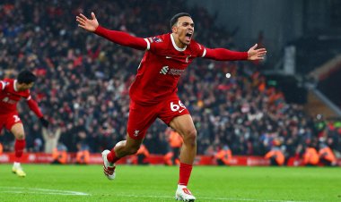 ليفربول يقتنص فوزًا مثيرًا من فولهام في الدوري الإنجليزي