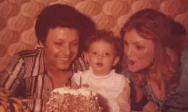 «كنا عاملين زي روميو وجوليت».. علاقة أشرف عبدالغفور بزوجته ملكة الجمال «شمعة»