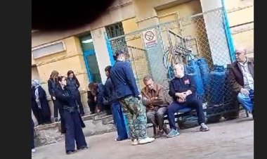 خاص | بحضور أشرف زكي.. انتظار جثمان الفنان أشرف عبد الغفور