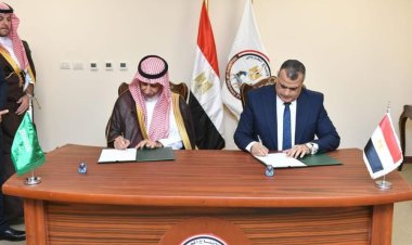 وزير الدولة للإنتاج الحربي يوقع مذكرة تفاهم مع الهيئة العامة للصناعات العسكرية السعودية