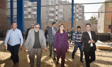 وزيرة الثقافة تتفقد مشروع إنشاء مركز 15 مايو للثقافة والفنون