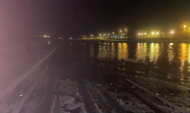 تسببت فى غلق الطرق وقطع الكهرباء.. السيول تضرب مدينة مرسى علم