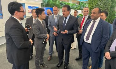 وزير الصحة يزور مركز عمليات شركة هواوي بالصين لبحث التعاون في مجال التحول الرقمي