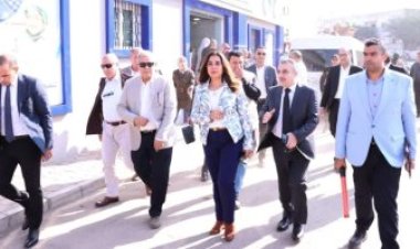 محافظ دمياط ورئيس القابضة لمياه الشرب يفتتحان مركز خدمة عملاء كفر سعد