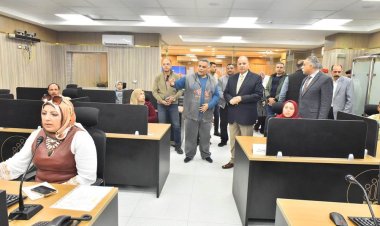 محافظ أسيوط يتفقد الاستعدادات النهائية بمركز السيطرة الموحد للانتخابات الرئاسية 2024