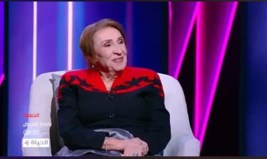 الإذاعية أمينة صبري تجيب عن أسئلة شائكة في برنامج "بالخط العريض"