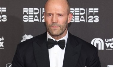 جيسون ستاثام نجم ختام مهرجان البحر الأحمر السينمائي