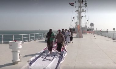 الحـوثيون: حظر مرور جميع السفن المتجهة إلى إسرائيل