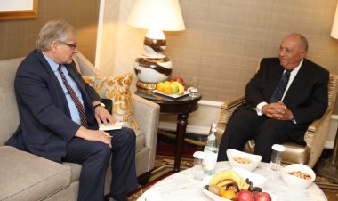 ضمن سلسلة لقاءاته فى واشنطن..  وزير الخارجية يجتمع مع المبعوث الأمريكي إلى ليبيا