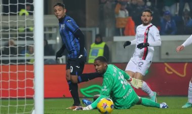 أتالانتا يخطف فوزًا قاتلًا على حساب ميلان في الدوري الإيطالي