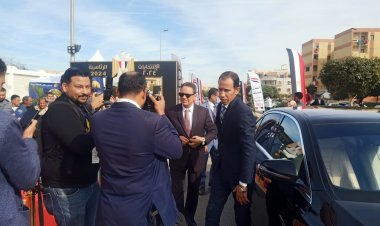 كرم جبر يدلي بصوته في الانتخابات الرئاسية بالتجمع الخامس