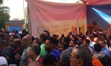 الزحام يؤدي لتعليق التصويت بلجنة مدرسة الشهيد امتياز كامل