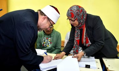 وزير الأوقاف أثناء مشاركته في الانتخابات الرئاسية: يوم عظيم لم أشهد مثله من قبل