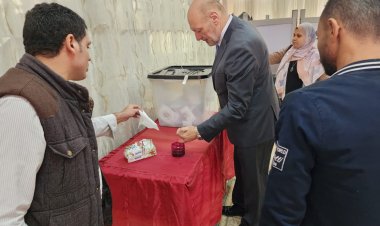 رئيس حزب المصريين: منحت صوتي للرئيس السيسي لاستكمال مسيرة الإنجازات