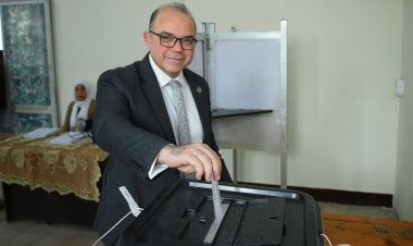 رئيس الرقابة المالية يدلي بصوته في الانتخابات الرئاسية 2024