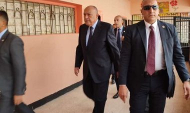 وزير الخارجية يدلي بصوته في الانتخابات الرئاسية بالتجمع الخامس