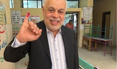 «عظيمة يا مصر».. نقيب الممثلين يُدلي بصوته في الانتخابات الرئاسية 2024