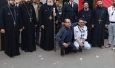 حضور لافت لرجال الدين المسيحي للأدلاء بأصواتهم بحدائق القبة.. صور