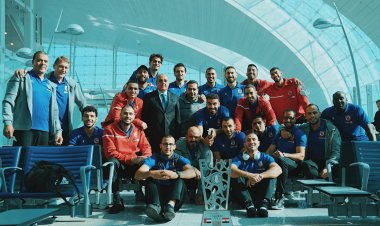 بعثة «يد الأهلي» تصل القاهرة بعد التتويج بالسوبر على حساب الزمالك