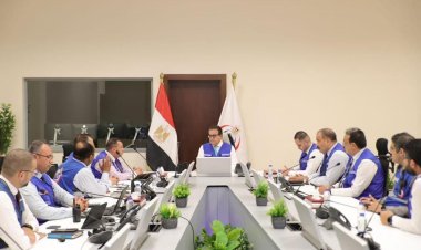 وزير الصحة يترأس غرفة الأزمات المركزية لمتابعة التأمين الطبي للانتخابات الرئاسية