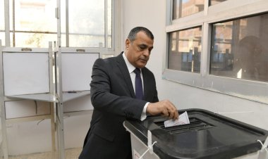 «وزير الدولة للإنتاج الحربي» يدلي بصوته في الانتخابات الرئاسية
