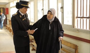 ضابطة وقاضية ومراقبة.. ملحمة وطنية للمرأة المصرية فى تيسير العملية الانتخابية (صور)