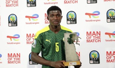لامين كامارا أفضل لاعب صاعد في إفريقيا