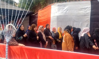 صفوف من الناخبين أمام لجان الطالبية بالهرم للمشاركة بالانتخابات الرئاسية 2024