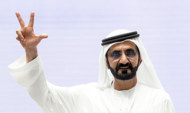 حاكم دبي يمنح الاقتصادي المصري الدكتور محمد العريان جائزة نوابغ العرب