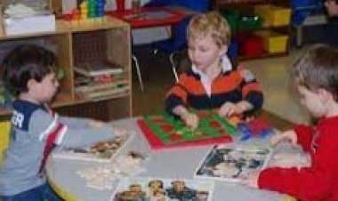 أفضل طريقة لترغيب الطفل في المذاكرة.. تعرف عليها