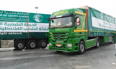 عبور قوافل إغاثية سعودية من منفذ رفح الحدودي متوجهة إلى قطاع غزة