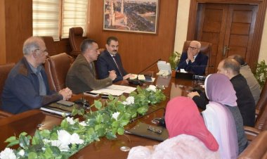 محافظ بورسعيد يتابع سير العمل في إنشاء مجمع الصناعات الثالث للشباب « ٣ يوليو»