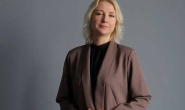 من هي إيكاترينا دونتسوفا.. منافسة بوتين على مقعد الرئاسة؟