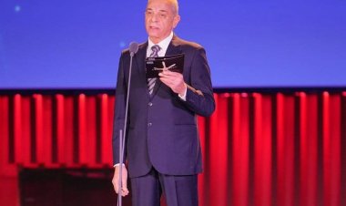 محمود حميدة يرفض الوقوف دقيقة حدادا في حفل الجونة السينمائي