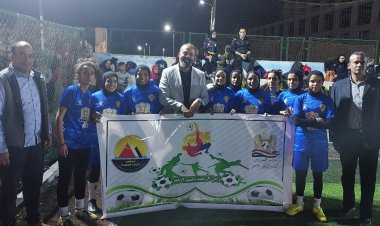 حزب "المصريين" يُكرم الفرق المشاركة في إحدى البطولات الرياضية بالبحر الأحمر ​​​​​​​