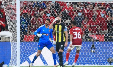 الشناوي: لاعبو الأهلي دائمًا على قدر المسئولية.. وهذا سر التصدي لركلة جزاء من كريم بنزيما