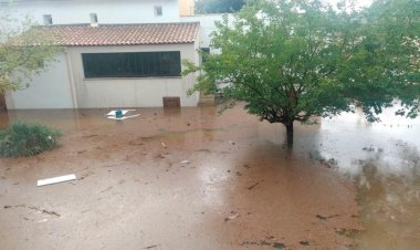 "بسبب الأمطار الغزيرة".. الفيضانات تجتاح جنوب فرنسا