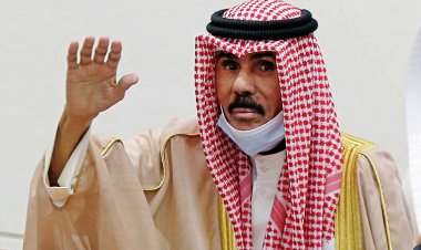 الأهلي والزمالك ينعيان أمير الكويت الراحل