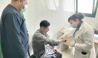 ضمن مبادرة «حياة كريمة» توقيع الكشف الطبي بالمجان 1827 خلال قافلة طبية بمركز المنيا