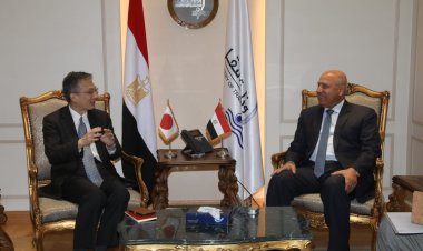 وزير النقل يبحث مع السفير الياباني أعمال تنفيذ المرحلة الأولي للخط الرابع للمترو