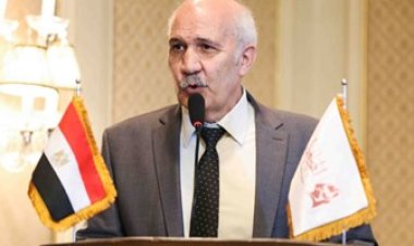 حزب «التجمع» مهنئاً الرئيس السيسي: «نثق في قيادتكم الحكيمة لحكم البلاد»